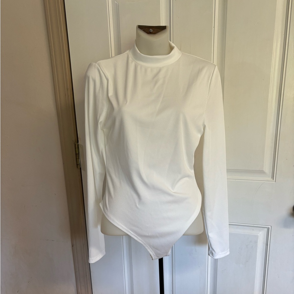 Large SHEIN SXY Solid White Mock High Neck Ribbed Knit long sleeve Bodysuit.